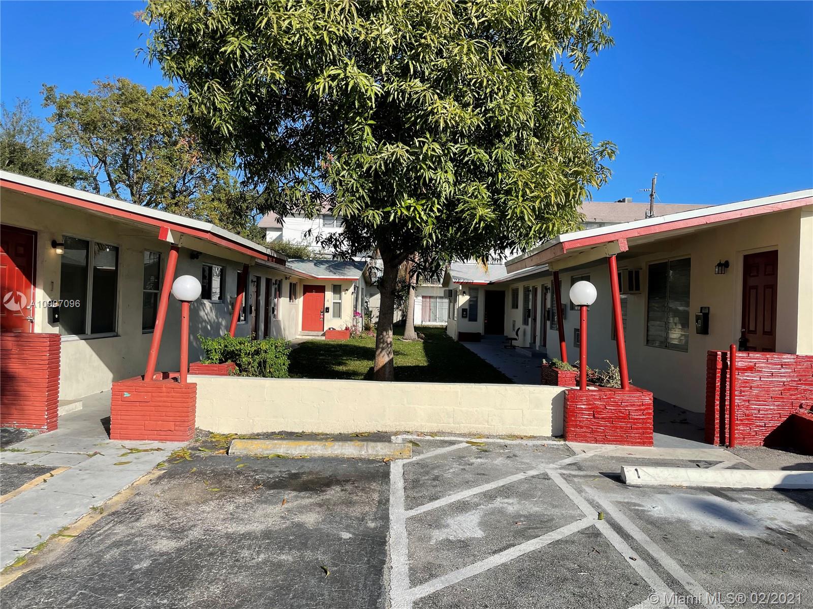 A Vendre_A louer. Annonces immobilieres Miami - Property Residential - A10997096 - 16041-16031 NE 18th Pl, North Miami Beach FL 33162