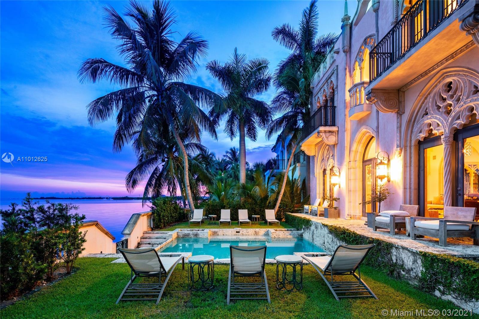 A Vendre_A louer. Annonces immobilieres Miami - Property Residential - A11012625 - 1840 S Bayshore Ln, Coconut Grove FL 33133