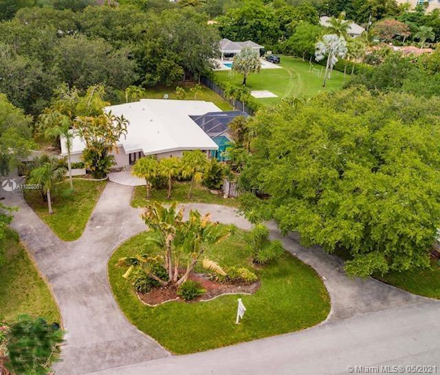 A Vendre_A louer. Annonces immobilieres Miami - Property Residential - A11025551 - 9765 SW 110th St, Miami FL 33176