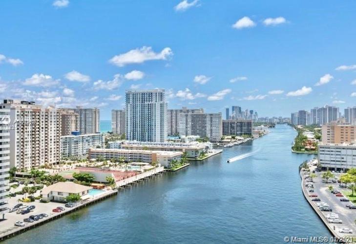 A Vendre_A louer. Annonces immobilieres Miami - Property Residential - A11032456 - 2600 E Hallandale Beach Blvd #T1701, Hallandale Beach FL 33009