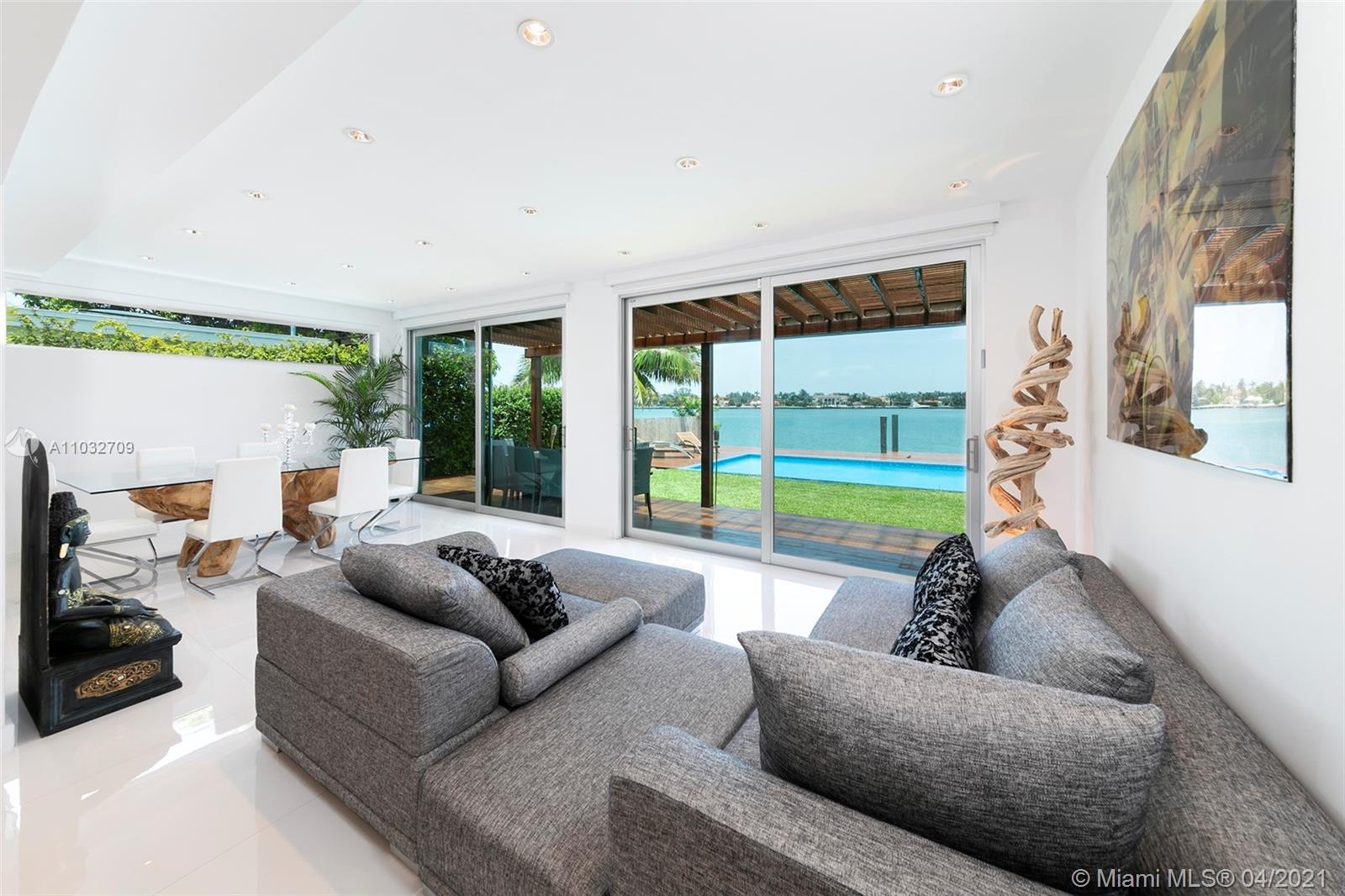 A Vendre_A louer. Annonces immobilieres Miami - Property Residential - A11032709 - 1231 Stillwater Dr, Miami Beach FL 33141