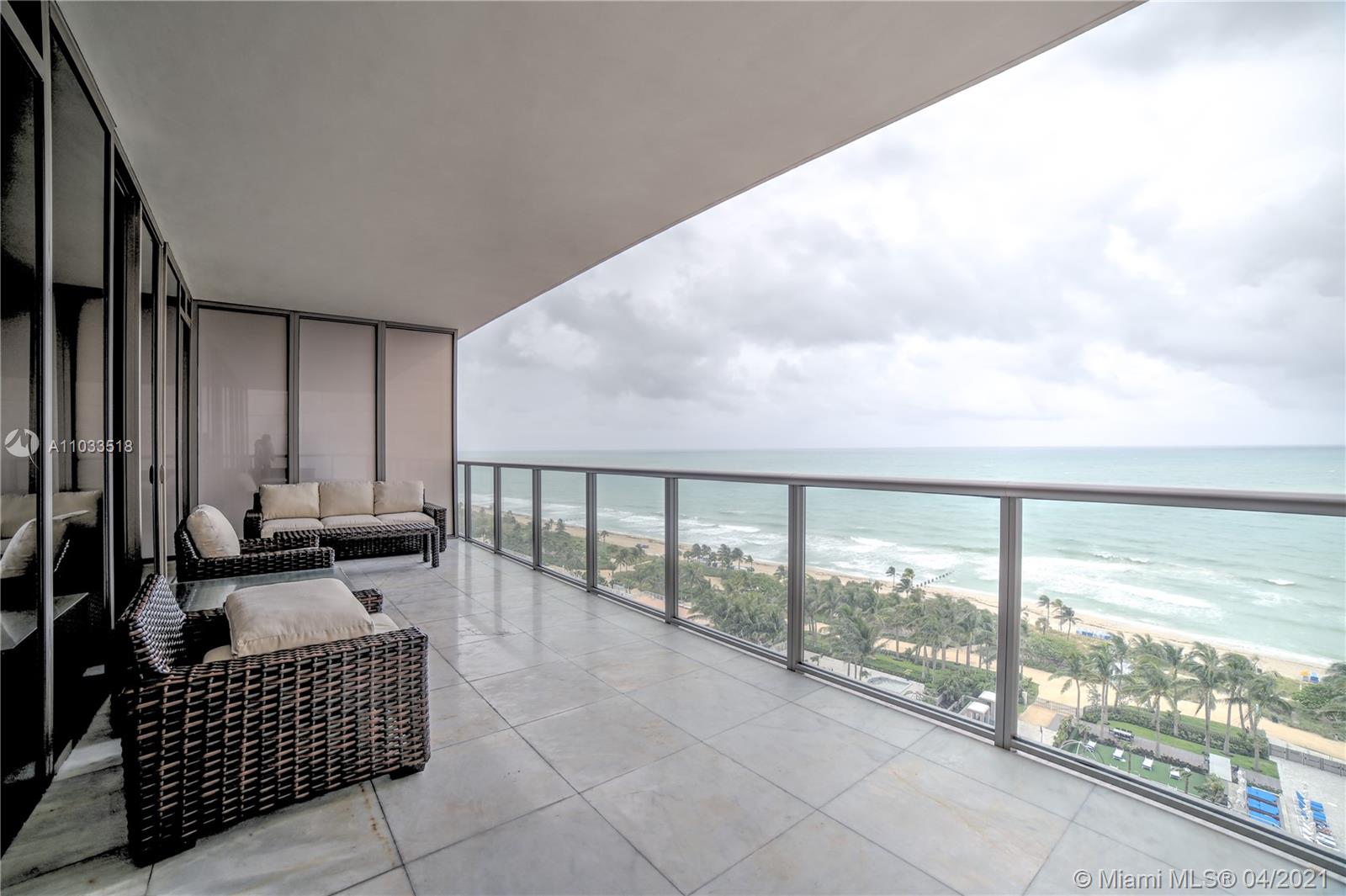 A Vendre_A louer. Annonces immobilieres Miami - Property Residential - A11033518 - 9705 Collins Ave #1204N, Bal Harbour FL 333154