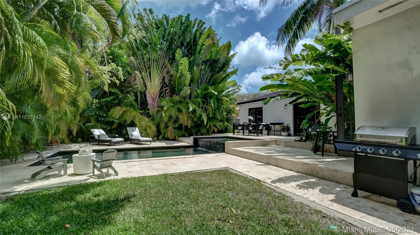 A Vendre_A louer. Annonces immobilieres Miami - Property Residential - A11037142 - 411 NE 52nd Ter, Miami FL 33137