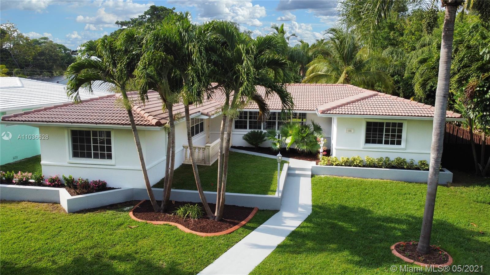 A Vendre_A louer. Annonces immobilieres Miami - Property Residential - A11036628 - 135 NE 94th St, Miami Shores FL 33138