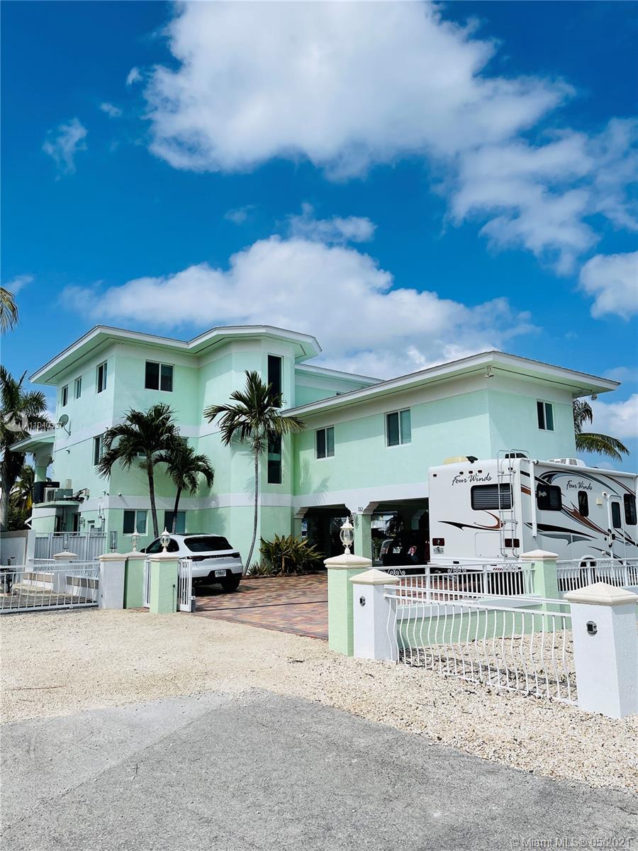 A Vendre_A louer. Annonces immobilieres Miami - Property Residential - A11040337 - 132 4th Ln, Key Largo FL 33037