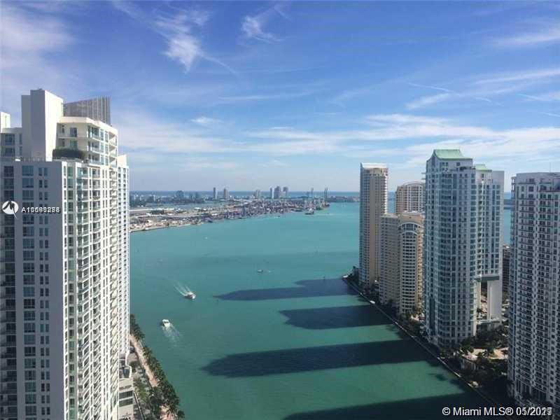A Vendre_A louer. Annonces immobilieres Miami - Property Residential - A11041873 - 200 Biscayne Blvd, Miami FL 33132