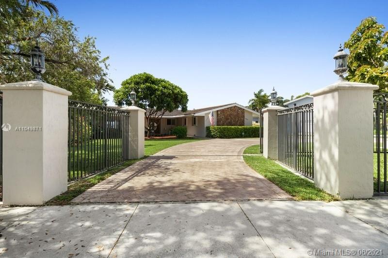 A Vendre_A louer. Annonces immobilieres Miami - Property Residential - A11049871 - 8610 SW 48th St, Miami FL 33155