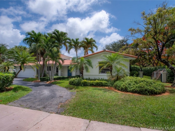 A Vendre_A louer. Annonces immobilieres Miami - Property Residential - A11054865 - 6009 San Vicente St, Coral Gables FL 33146