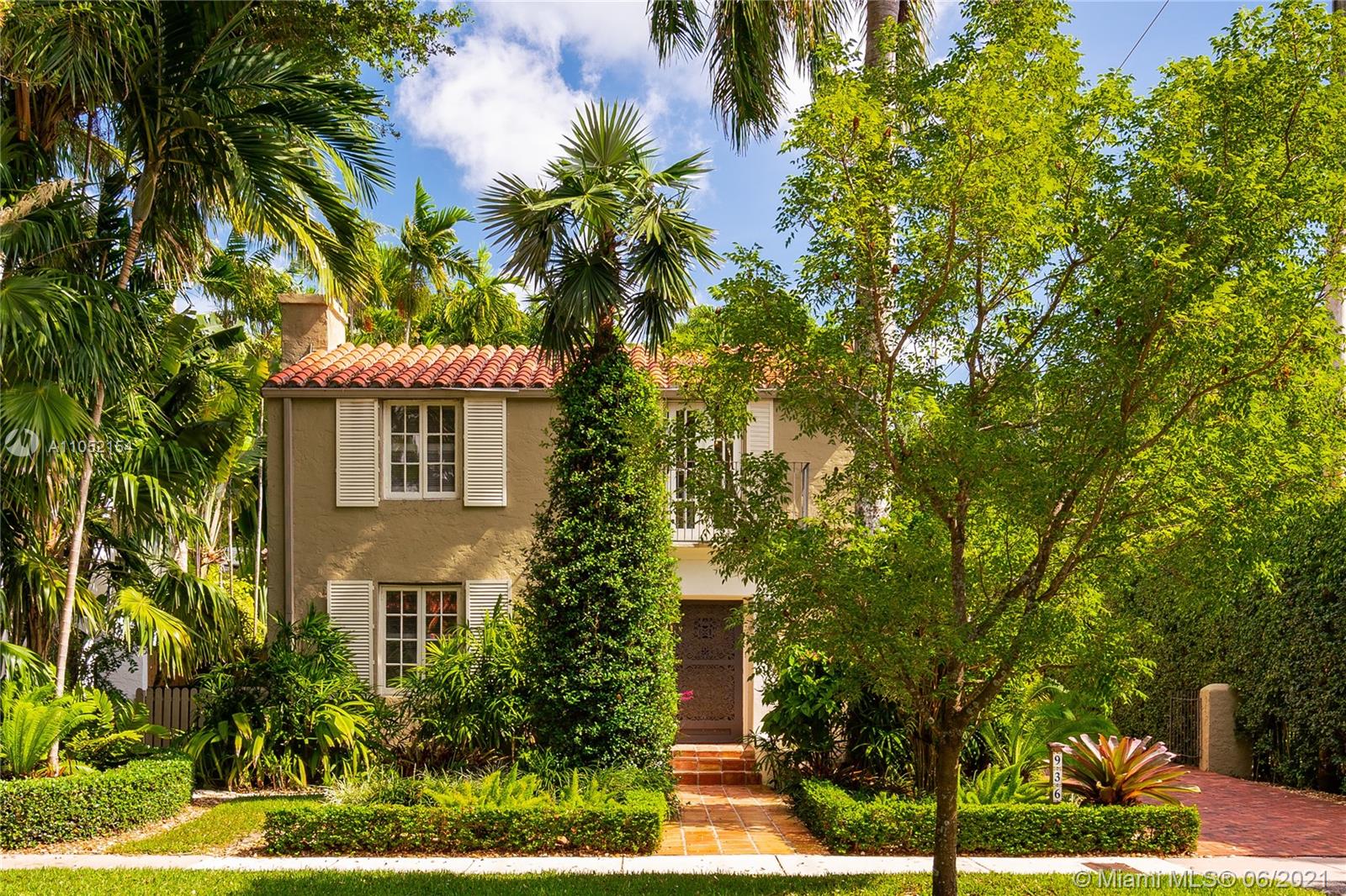 A Vendre_A louer. Annonces immobilieres Miami - Property Residential - A11052154 - 936 Sorolla Ave, Coral Gables FL 33134