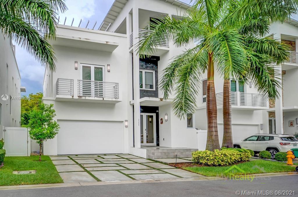 A Vendre_A louer. Annonces immobilieres Miami - Property Residential - A11049008 - 3355 NW 82nd Ct #3355, Doral FL 33122