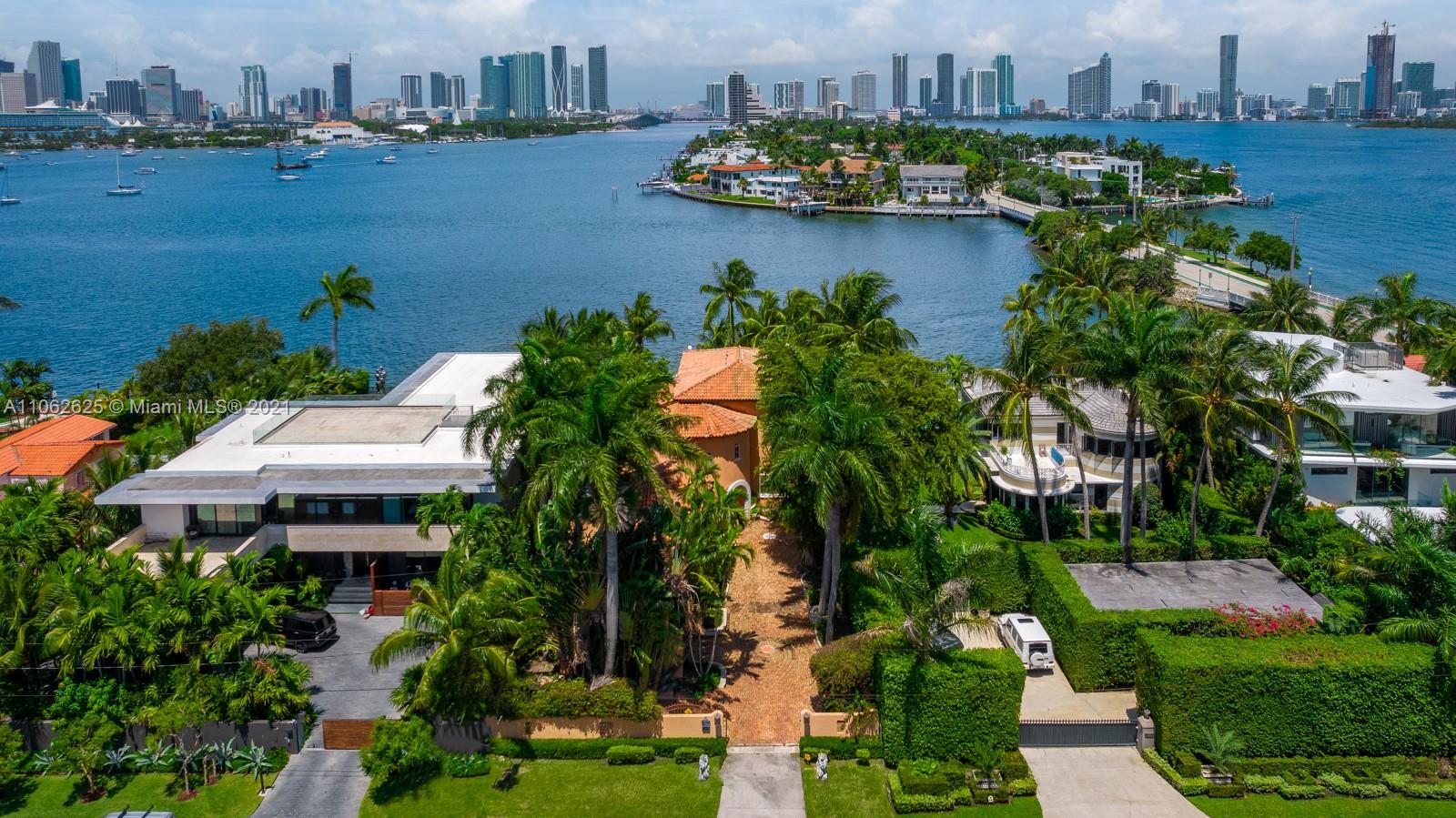 A Vendre_A louer. Annonces immobilieres Miami - Property Residential - A11062625 - 206 W San Marino Dr, Miami Beach FL 33139