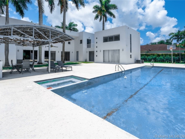 A Vendre_A louer. Annonces immobilieres Miami - Property Residential - A11064026 - 12624 SW 77th Ave, Pinecrest FL 33156