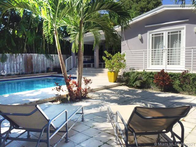 A Vendre_A louer. Annonces immobilieres Miami - Property Residential - A11091105 - 654 NE 71st St, Miami FL 33138