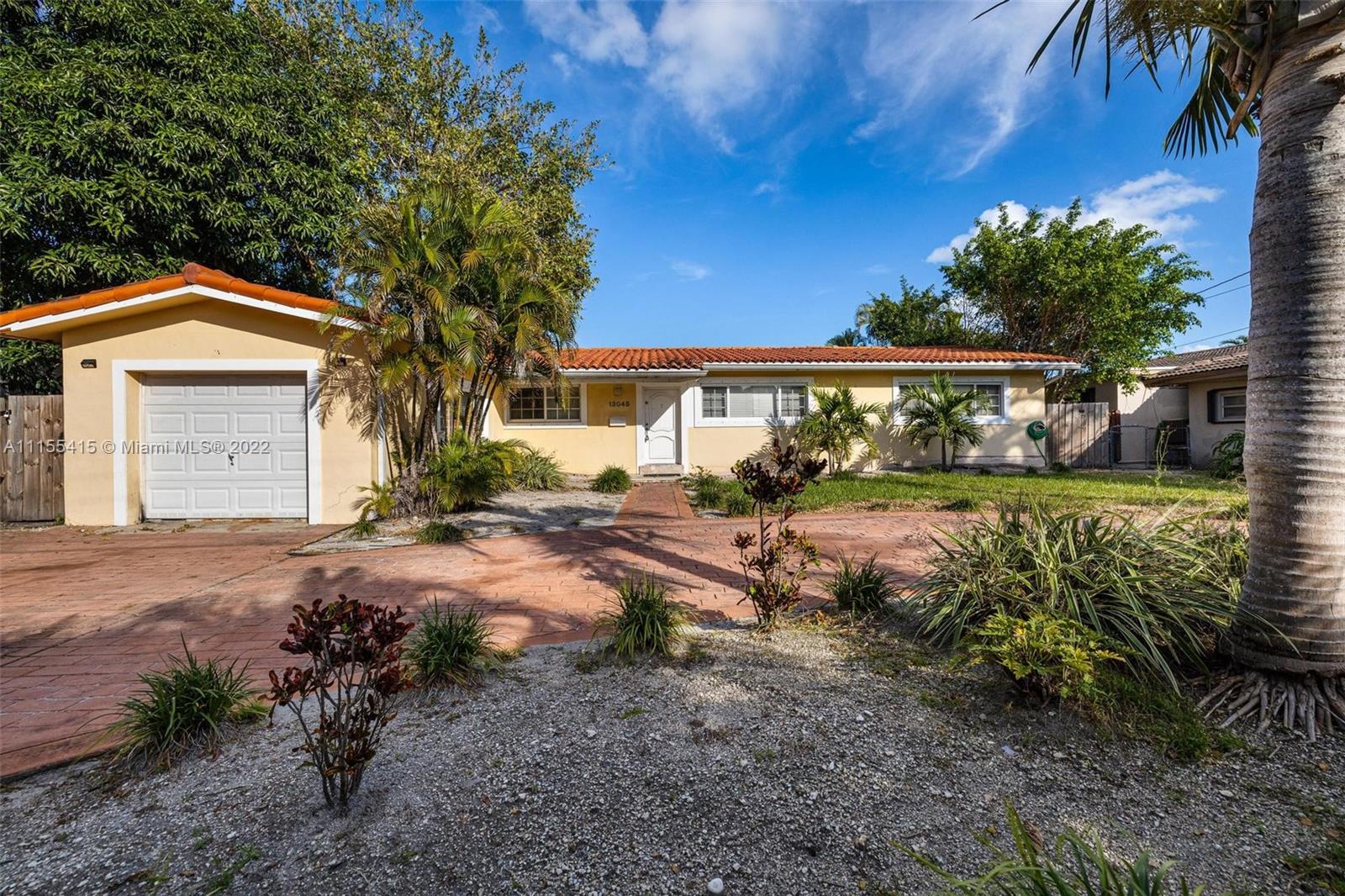 A Vendre_A louer. Annonces immobilieres Miami - Property Residential - A11155415 - 13045 Coronado Ter, North Miami FL 33181