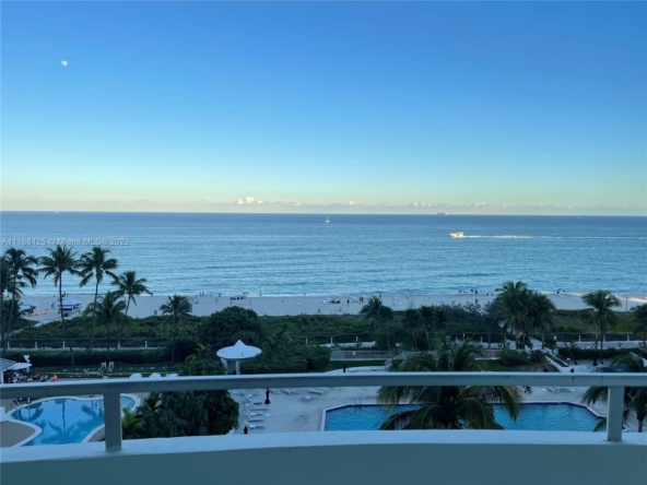 A Vendre_A louer. Annonces immobilieres Miami - Property Residential - A11168125 - A Louer : 5161 Collins Ave #914, Miami Beach FL 33140