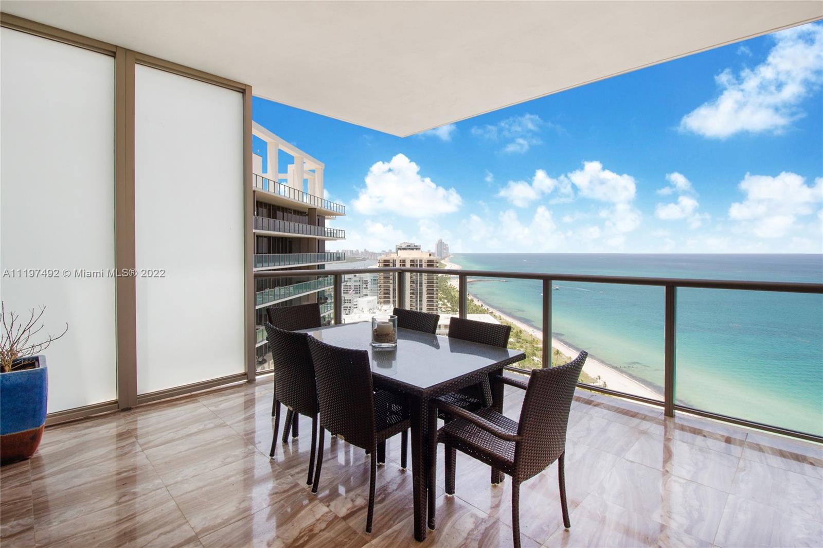 A Vendre_A louer. Annonces immobilieres Miami - Property Residential - A11197492 - A Louer : 9703 Collins Ave #2615, Bal Harbour FL 33154