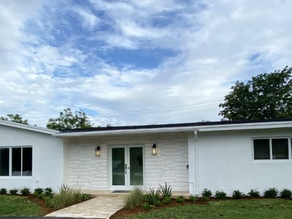 A Vendre_A louer. Annonces immobilieres Miami - Property Residential - A11220061 - A Vendre : 8490 SW 141st St, Palmetto Bay FL 33158