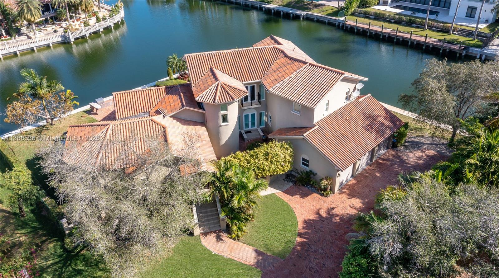 A Vendre_A louer. Annonces immobilieres Miami - Property Residential - A11388536 - A Louer : 1411 Tagus Ave, Coral Gables FL 33156