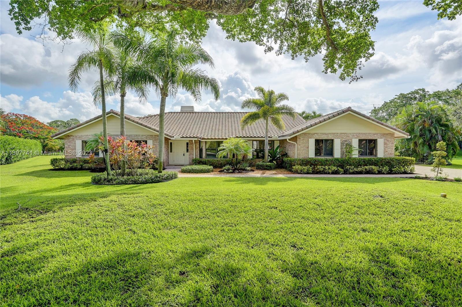 A Vendre_A louer. Annonces immobilieres Miami - Property Residential - A11397741 - A Louer : 7120 NW Hialeah Ln #7120, Parkland FL 33067