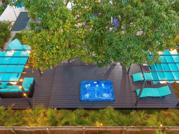 A Vendre_A louer. Annonces immobilieres Miami - Property Residential - A11495149 - A Louer : 2376 NW 2nd St #2376, Miami FL 33125