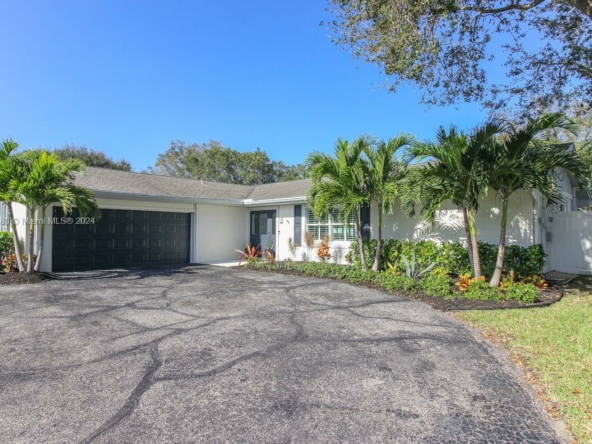A Vendre_A louer. Annonces immobilieres Miami - Propriété Résidentielle - A11575880 - A Vendre : 300 River Dr, Tequesta FL 33469