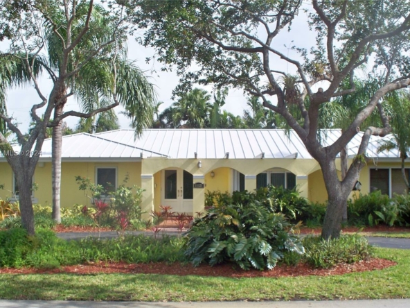 A Vendre_A louer. Annonces immobilieres Miami - Property Residential - A11589013 - A Louer : 11125 SW 73 CT, Pinecrest FL 33156