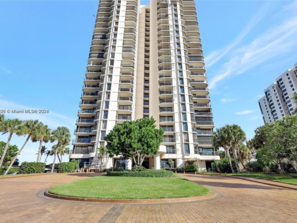 A Vendre_A louer. Annonces immobilieres Miami - Property Residential - A11675526 - A Vendre : 5380 N Ocean Dr #20J, Singer Island FL 33404