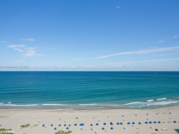 A Vendre_A louer. Annonces immobilieres Miami - Propriété Résidentielle - A11673564 - A Louer : 3000 N Ocean Dr #20F, Singer Island FL 33404