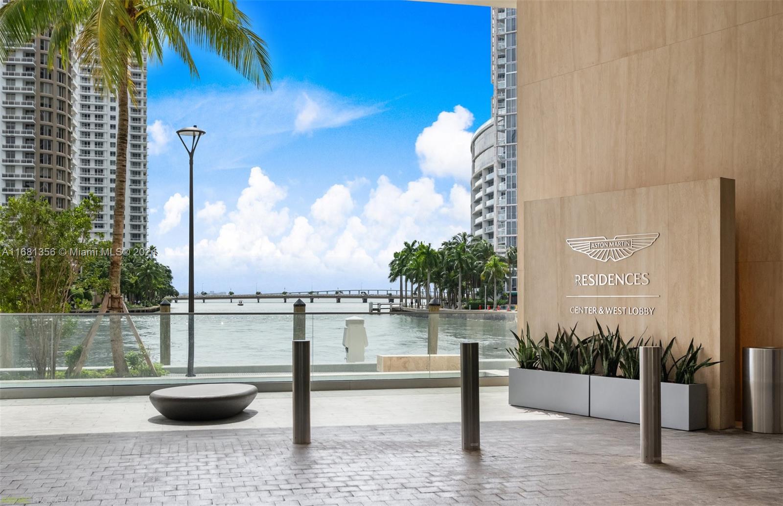 A Vendre_A louer. Annonces immobilieres Miami - Property Residential - A11681356 - A Vendre : 300 Biscayne Blvd Way #1205C, Miami FL 33131