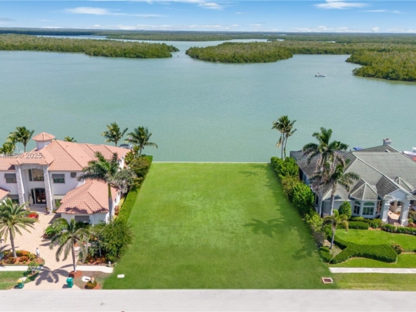 A Vendre_A louer. Annonces immobilieres Miami - Propriété Résidentielle - A11775477 - A Vendre : 153 Stillwater Ct., Marco Island FL 34145