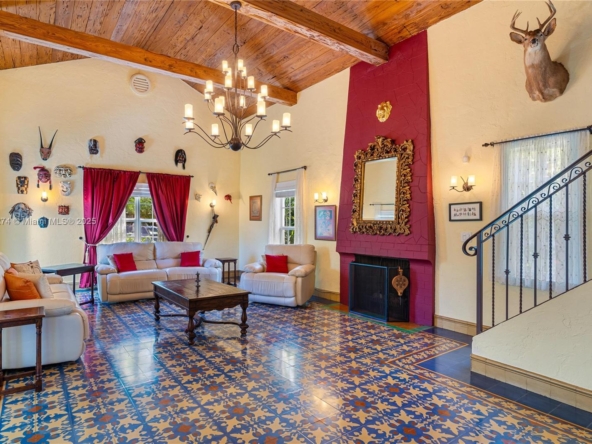 A Vendre_A louer. Annonces immobilieres Miami - Property Residential - A11778274 - A Vendre : 1567 Bay Dr, Miami Beach FL 33141