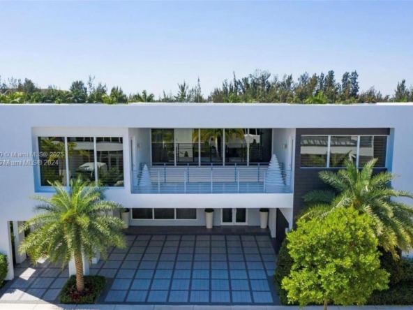 A Vendre_A louer. Annonces immobilieres Miami - Property Residential - A11807130 - A Louer : 10242 NW 75th Ter, Doral FL 33178