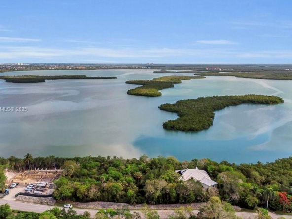 A Vendre_A louer. Annonces immobilieres Miami - Propriété Résidentielle - A11804805 - A Vendre : BLUE HILL CREEK DR, Marco Island FL 34145
