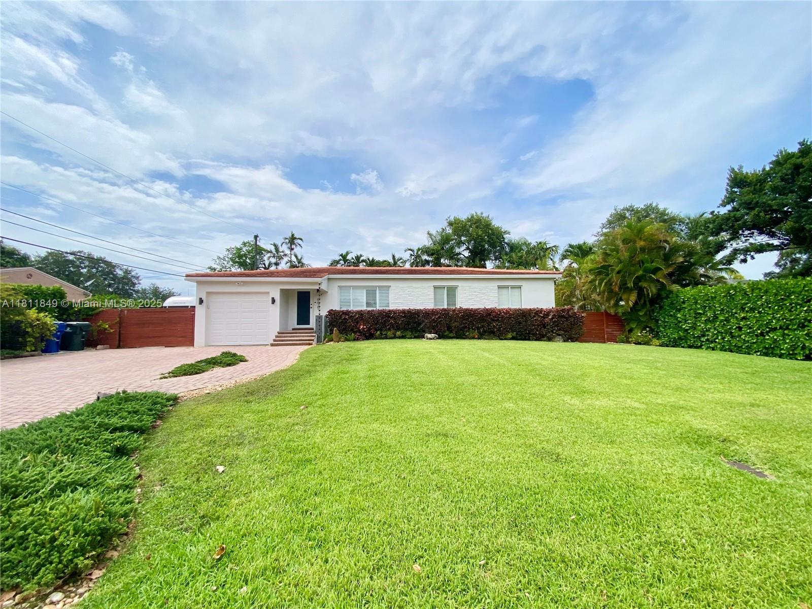 A Vendre_A louer. Annonces immobilieres Miami - Property Residential - A11811849 - A Vendre : 6625 SW 61st St, South Miami FL 33143