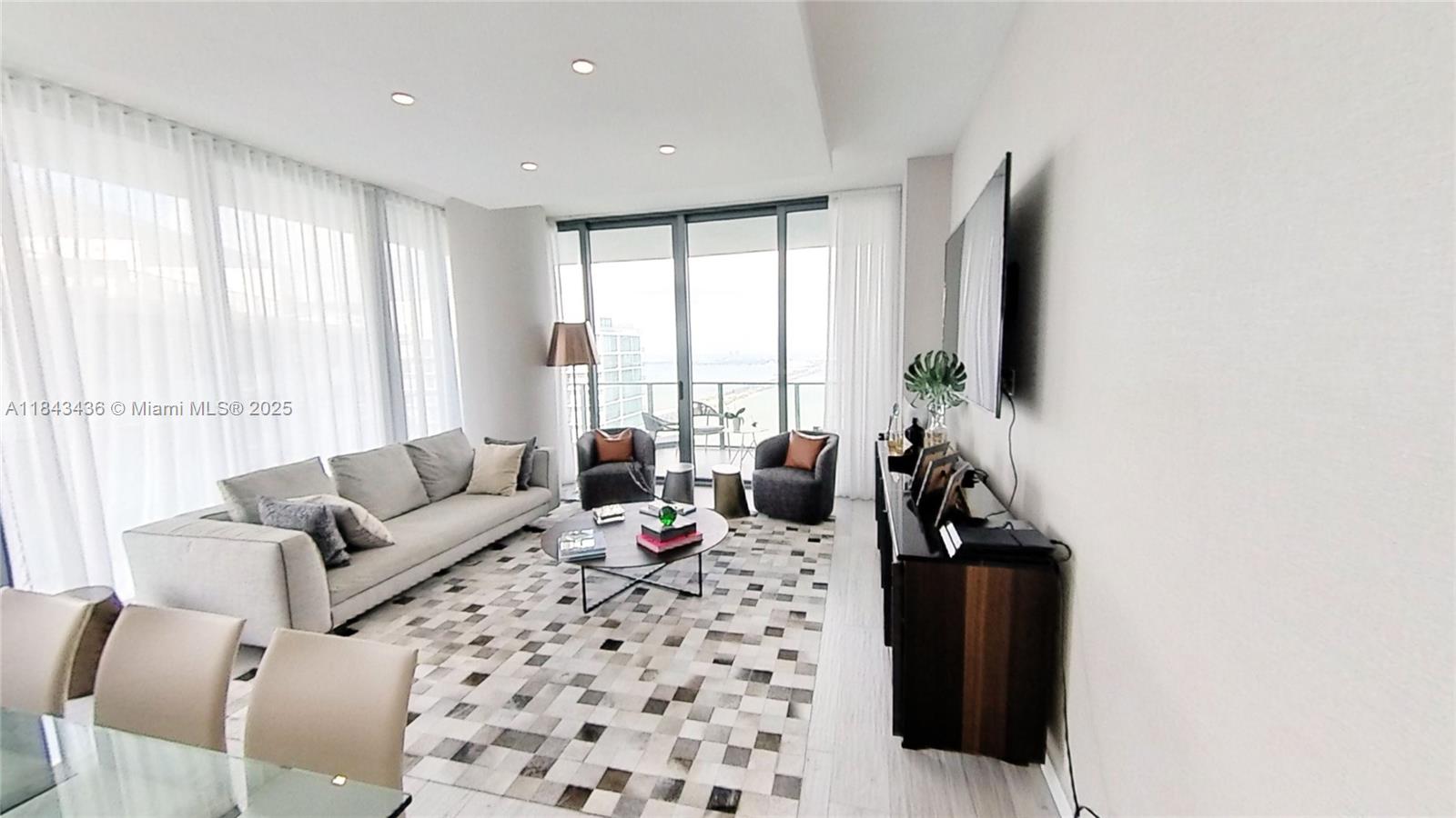 A Vendre_A louer. Annonces immobilieres Miami - Property Residential - A11843436 - A Louer : 480 NE 31st St #4907, Miami FL 33137