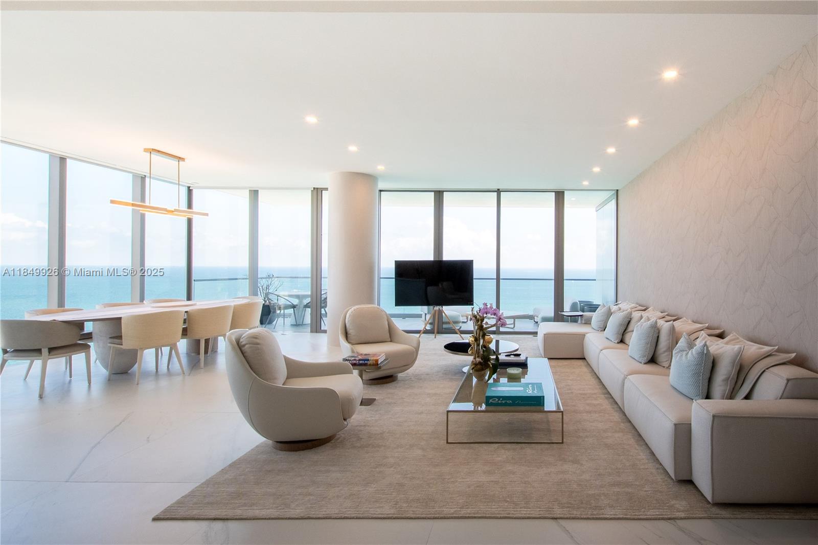 A Vendre_A louer. Annonces immobilieres Miami - Property Residential - A11849926 - A Louer : 2000 S Ocean Dr #28A, Hallandale Beach FL 33009