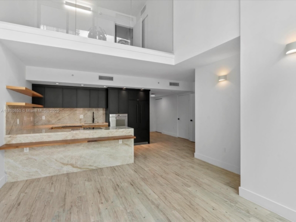 A Vendre_A louer. Annonces immobilieres Miami - Property Residential - A11850850 - A Louer : 92 SW 3rd St #704, Miami FL 33130