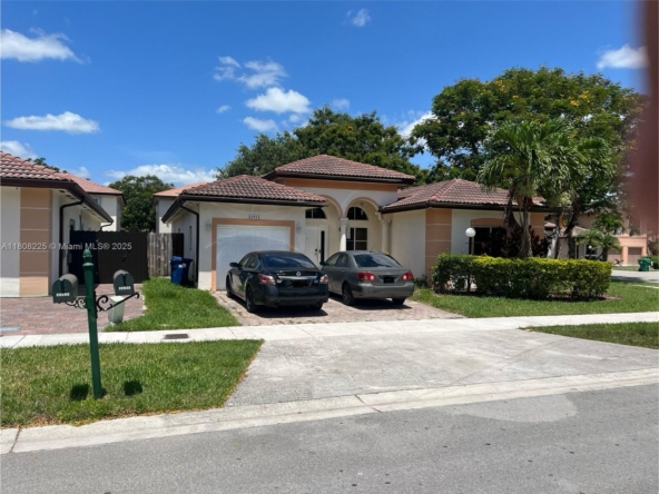 A Vendre_A louer. Annonces immobilieres Miami - Property Residential - A11808225 - A Vendre : 22932 SW 113th Pl, Miami FL 33170