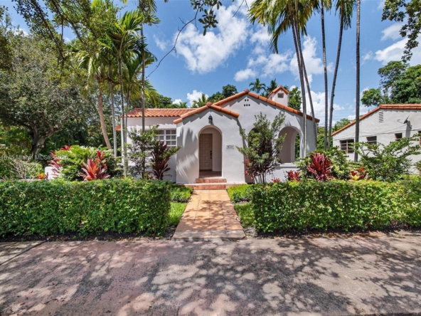 A Vendre_A louer. Annonces immobilieres Miami - Propriété Résidentielle - A11869646 - A Vendre : 820 Lorca St, Coral Gables FL 33134
