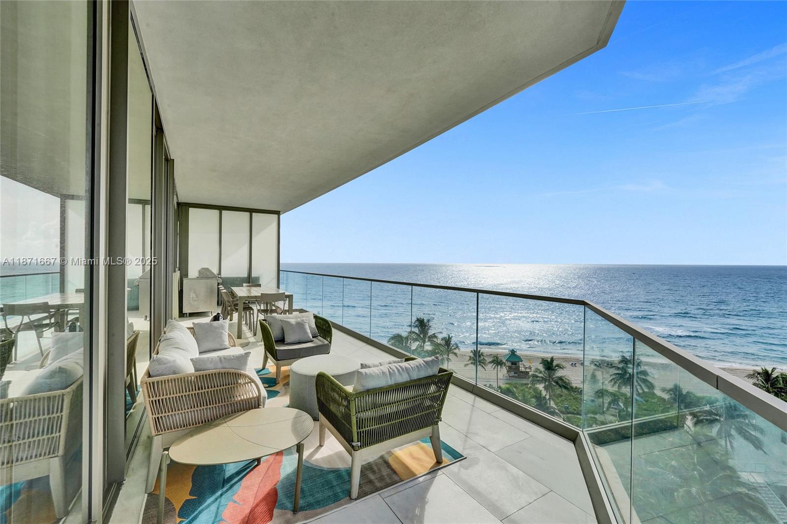 A Vendre_A louer. Annonces immobilieres Miami - Property Residential - A11871667 - A Louer : 18975 Collins Ave #704, Sunny Isles Beach FL 33160
