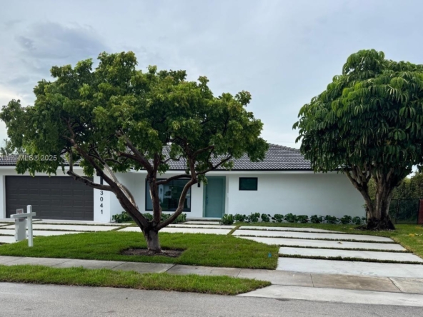 A Vendre_A louer. Annonces immobilieres Miami - Immobilier Résidentiel - A11874065 - A Vendre : 3041 NE 45th St, Lighthouse Point FL 33064