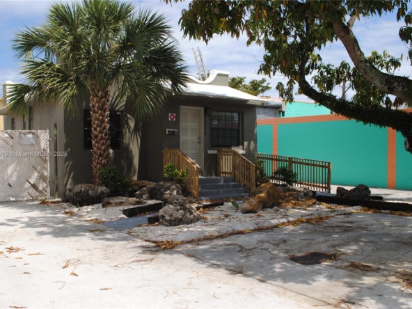 A Vendre_A louer. Annonces immobilieres Miami - Property Residential - A11883919 - Bail Commercial : 1224 SW 1st Ave, Fort Lauderdale FL 33315