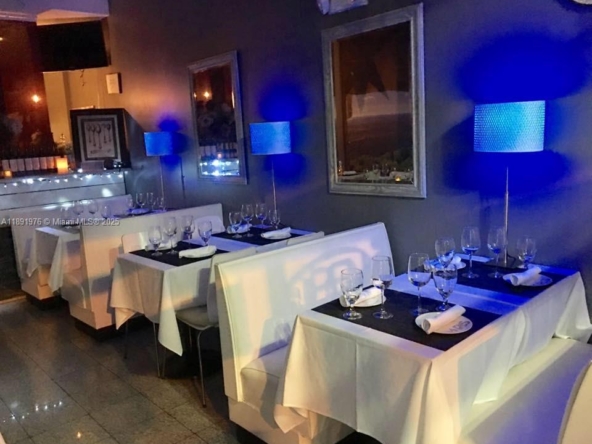 A Vendre_A louer. Annonces immobilieres Miami - Property Residential - A11891976 - A Vendre : 235 Commercial Blvd, Lauderdale By The Sea FL 33308