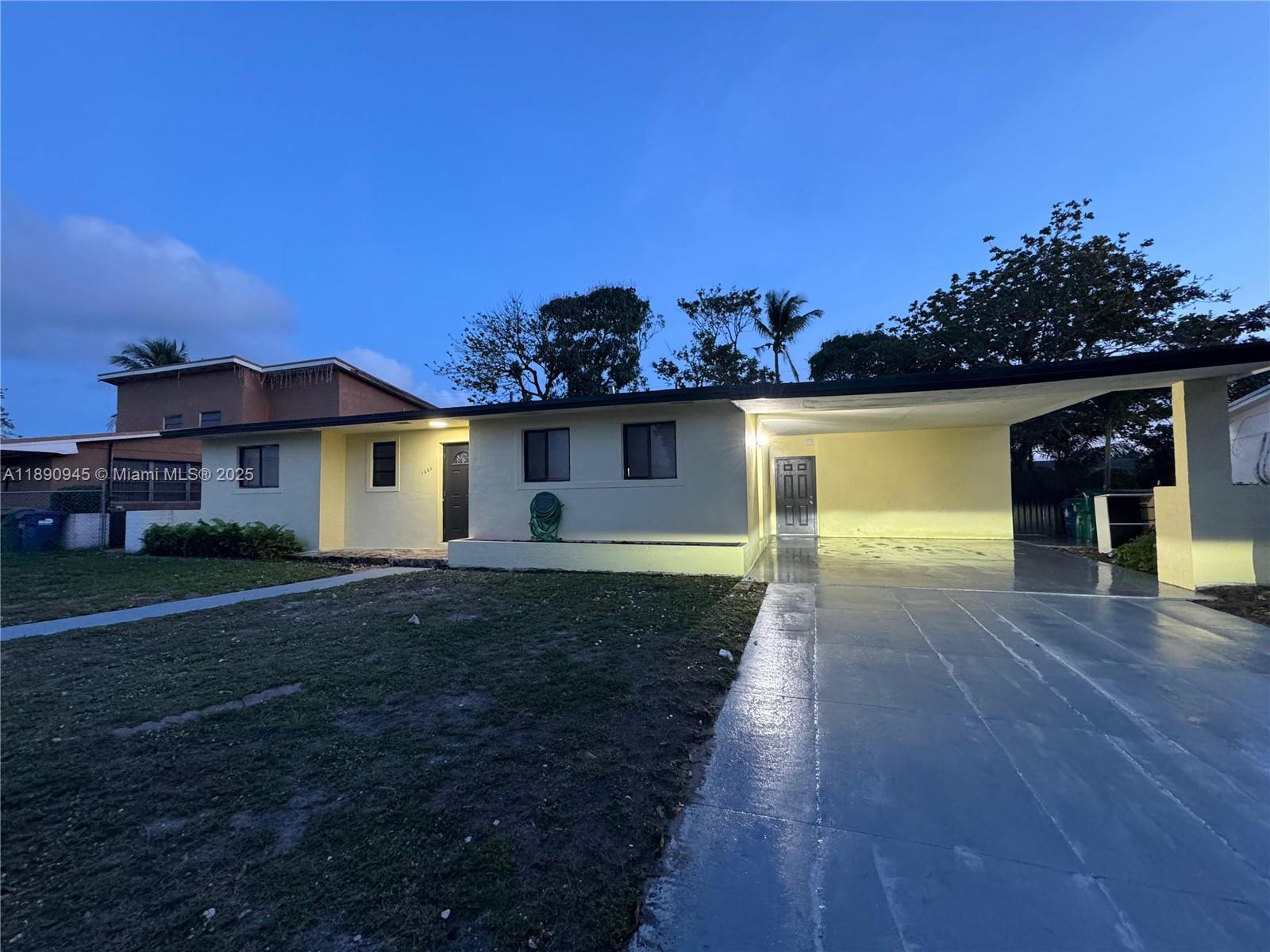 A Vendre_A louer. Annonces immobilieres Miami - Property Residential - A11890945 - A Vendre : 1220 NW 180th Ter, Miami Gardens FL 33169