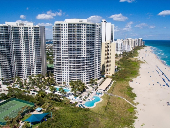 A Vendre_A louer. Annonces immobilieres Miami - Immobilier Résidentiel - A11901058 - A Louer : 2700 N Ocean Dr #902B, Riviera Beach FL 33404