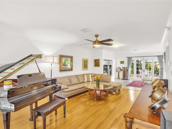 A Vendre_A louer. Annonces immobilieres Miami - Immobilier Résidentiel - A11894862 - A Vendre : 817 Venetia Ave, Coral Gables FL 33134