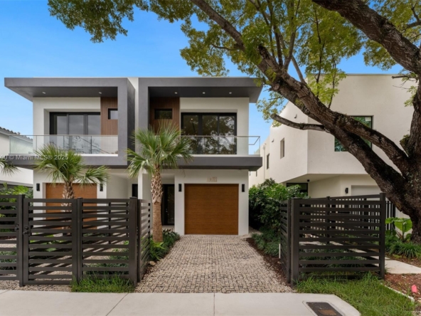 A Vendre_A louer. Annonces immobilieres Miami - Property Residential - A11909500 - A Vendre : 3069 Hibiscus St, Coconut Grove FL 33133