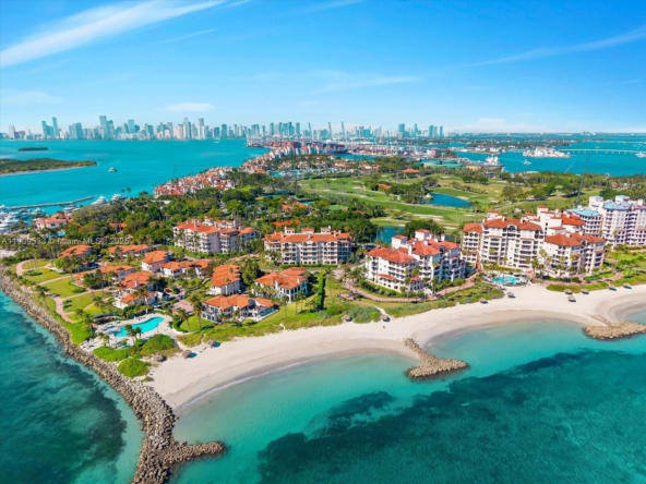 A Vendre_A louer. Annonces immobilieres Miami - Immobilier Résidentiel - A11909533 - A Louer : 19116 Fisher Island Dr #19116, Miami Beach FL 33109