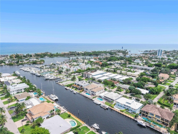 A Vendre_A louer. Annonces immobilieres Miami - Immobilier Résidentiel - A11910325 - A Vendre : 2737 NE 28th Ct #1, Lighthouse Point FL 33064