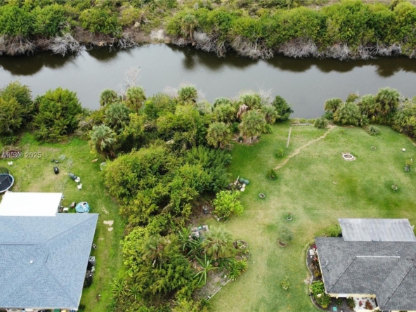 A Vendre_A louer. Annonces immobilieres Miami - Property Residential - A11913293 - A Vendre : 1425 Harbor blvd, Port Charlotte FL 33952